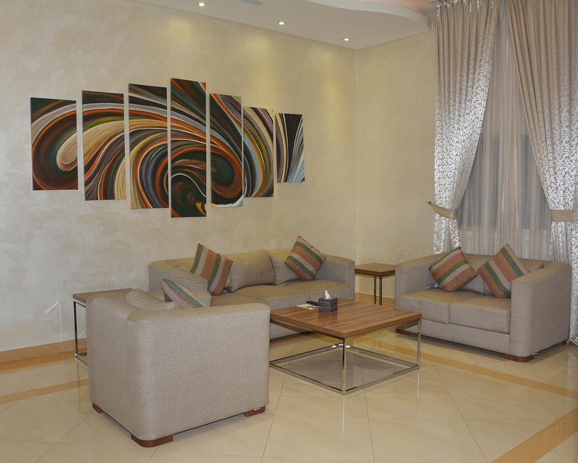 Mandarin Serviced Apartments Riyadh Bagian luar foto